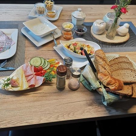 Privatzimmer Helga Haselberger Ybbs an der Donau Exterior foto