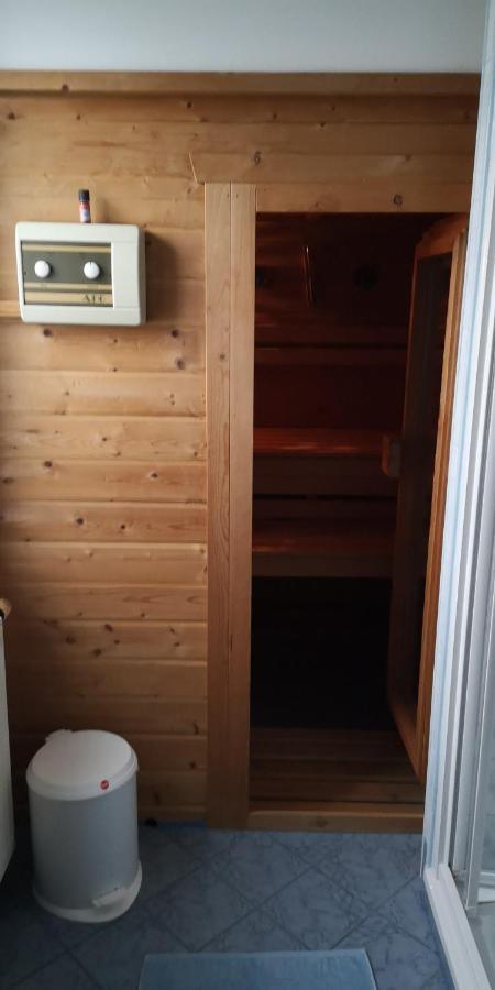 Privatzimmer Helga Haselberger Ybbs an der Donau Exterior foto